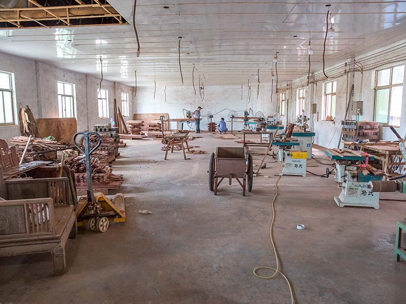 南京楼梯地板柜门的油漆修复-14